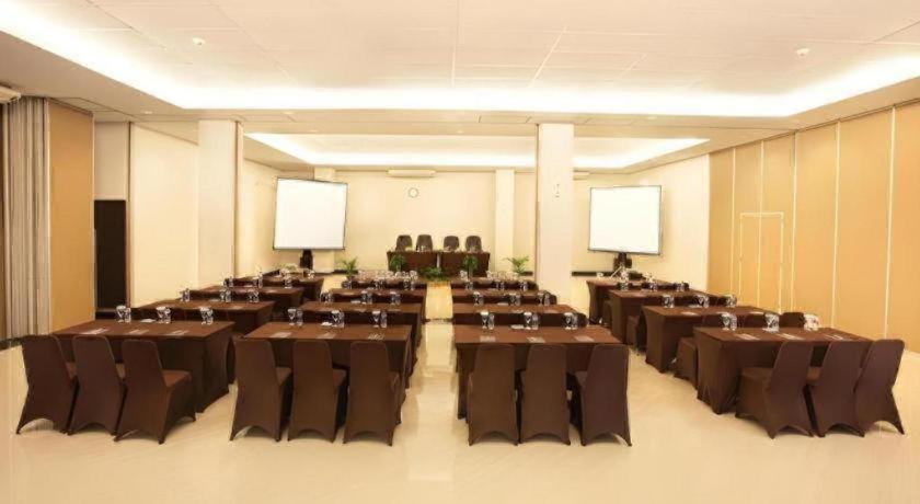 Grage Jogja Hotel Джокякарта Екстериор снимка